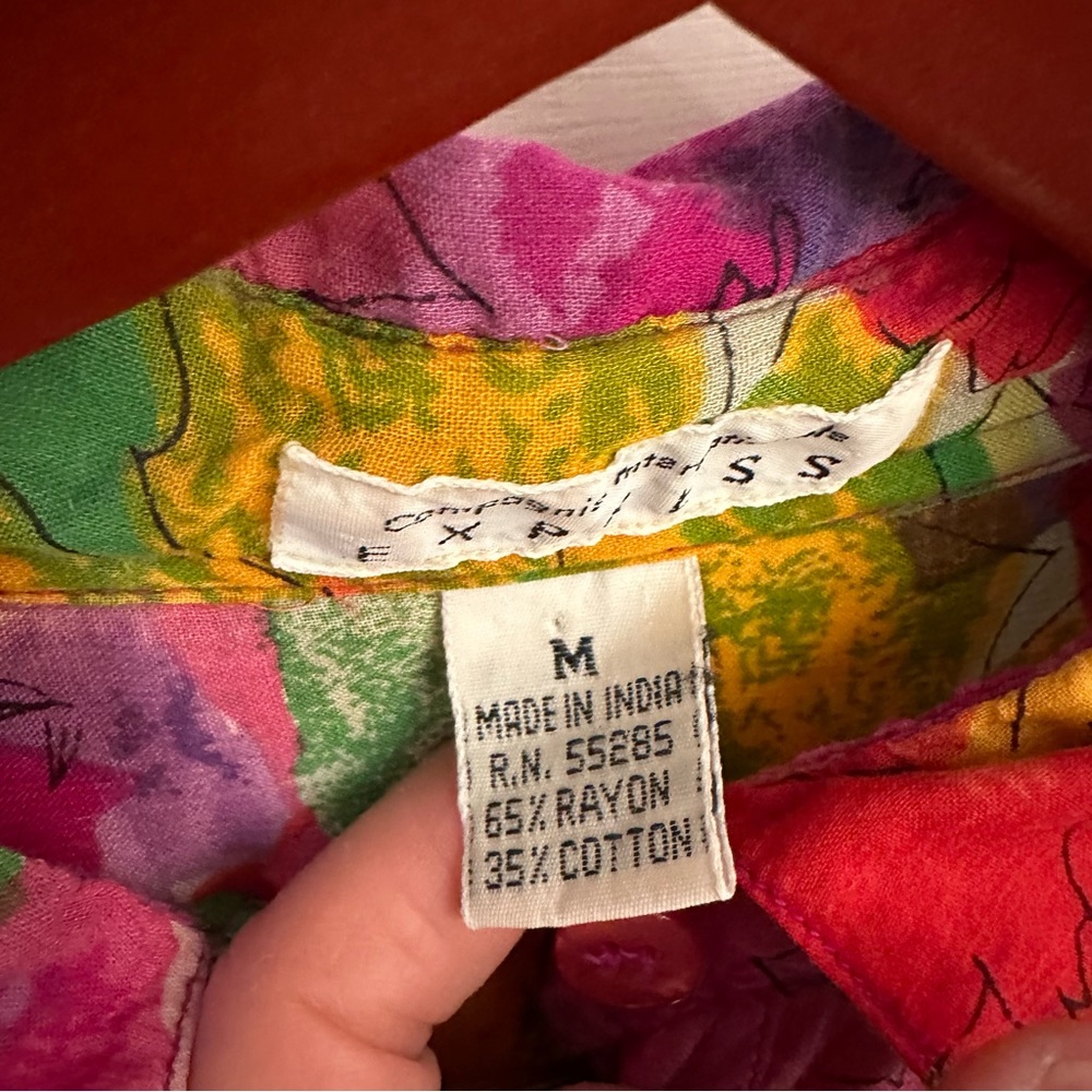 Express Watercolor Shirt M - Picture 4 of 6